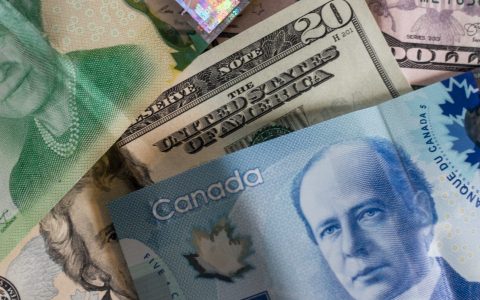 加拿大自由党通过全民基本收入 每人每月$2000